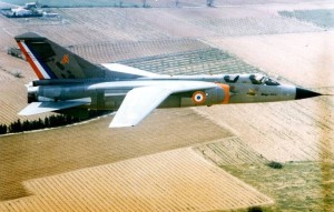 2014 G8 01 condecorado com a Cocotte do 33º Esquadrão