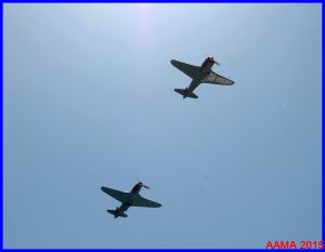 Le passé : le Yak 11 suivi du Yak 3